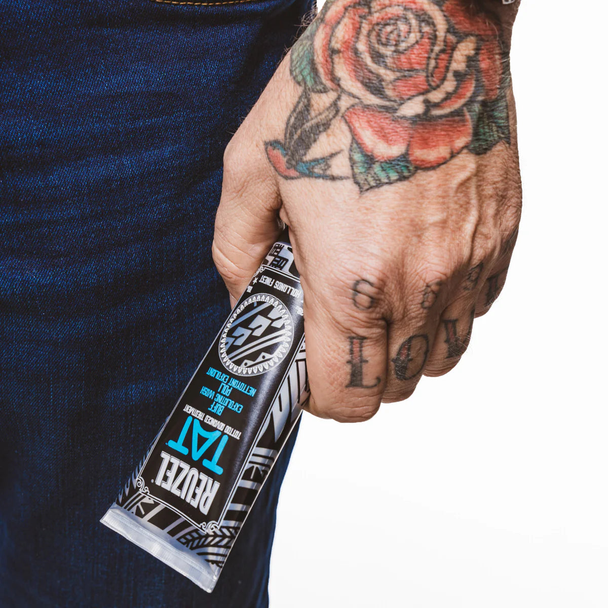 REUZEL BUFF EXFOLIANTE PARA TATUAJES