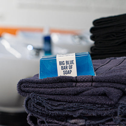 THE BLUEBEARDS REVENGE GRAN JABON PARA AFEITADO Y CUERPO