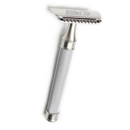 THE BLUEBEARDS REVENGE SET DE AFEITADO CON MAQUINA DOBLE HOJA